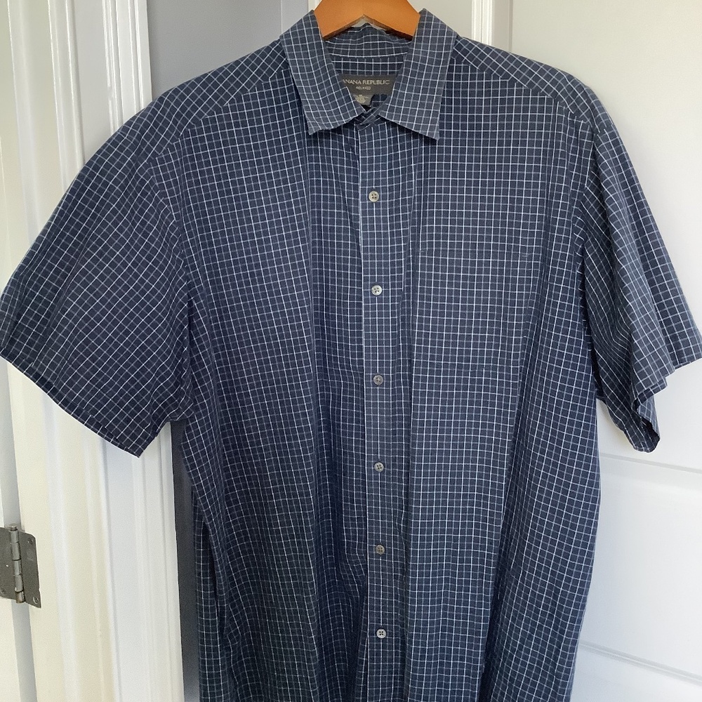 Short sleeve button down shirt